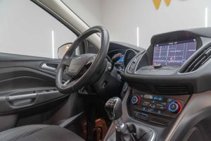 Ford Kuga 1.5 EcoBoost 88kW 4x2 Trend+  - Foto 22