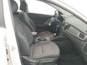 Kia Niro 1.6 GDi Híbrido 104kW (141CV) Drive - Foto 4