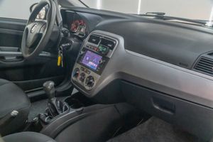 Fiat Punto 1.3 Pop 75 CV Multijet - Foto 23