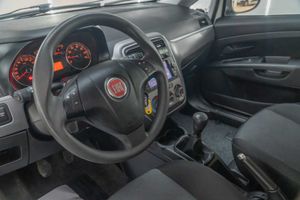 Fiat Punto 1.3 Pop 75 CV Multijet - Foto 13