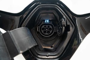 Renault Zoe berlina con portón limited 40 r110 - Foto 21