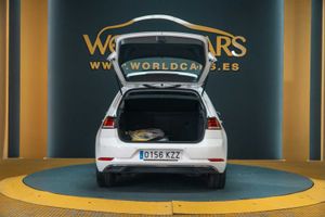 Volkswagen Golf e-Golf ePower 100 kW (136CV) - Foto 9