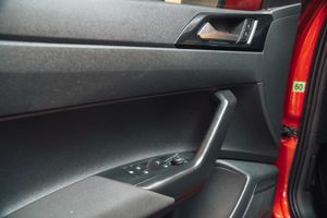 Volkswagen Taigo  1.0 tsi life (euro 6d)  - Foto 19