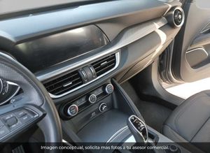 Alfa Romeo Stelvio 2.2 Diésel 140kW (190CV) Sprint+ Q4  - Foto 6