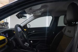 Jeep Avenger 1.2 G 74kW (100CV) Summit  - Foto 18