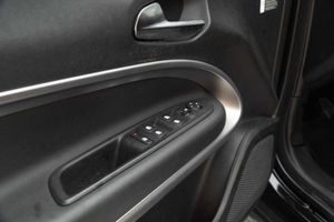 Jeep Avenger 1.2 G 74kW (100CV) Summit  - Foto 23