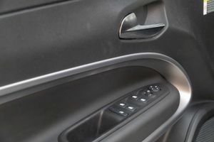 Jeep Avenger 1.2 G 74kW (100CV) Summit  - Foto 23