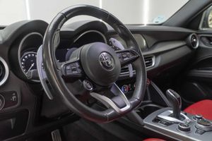 Alfa Romeo Stelvio 2.2 Diésel 154kW (210CV) Veloce Q4  - Foto 9