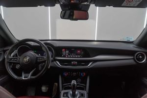 Alfa Romeo Stelvio 2.2 Diésel 154kW (210CV) Veloce Q4  - Foto 19