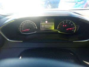 Peugeot 2008 Active Pack Puretech 100 S&S 6 Vel. MAN - Foto 3