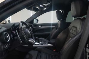 Alfa Romeo Stelvio 2.2 Diésel 154kW (210CV) Veloce Q4  - Foto 17