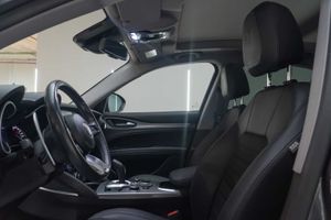 Alfa Romeo Stelvio 2.2 Diésel 140kW (190CV) Sprint+ Q4  - Foto 17
