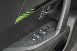 Peugeot 2008 Active Puretech 100 S&S 6 Vel. MAN - Foto 23