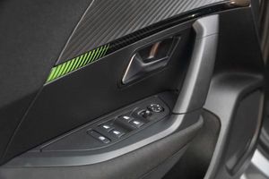 Peugeot 2008 Active Pack Puretech 100 S&S 6 Vel. MAN - Foto 23