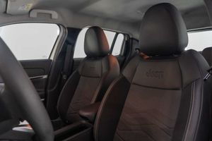 Jeep Avenger 1.2 G 74kW (100CV) Altitude - Foto 18