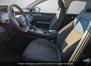 Lynk & Co 01 1.5 PHEV 3.3kW - Foto 6