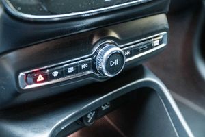 Volvo XC40 2.0 D3 R-Design Auto  - Foto 13