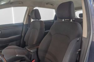 Kia Carens 1.6 GDi Concept  - Foto 16