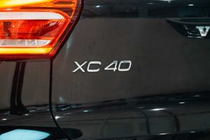 Volvo XC40 2.0 D3 AWD Momentum  - Foto 11