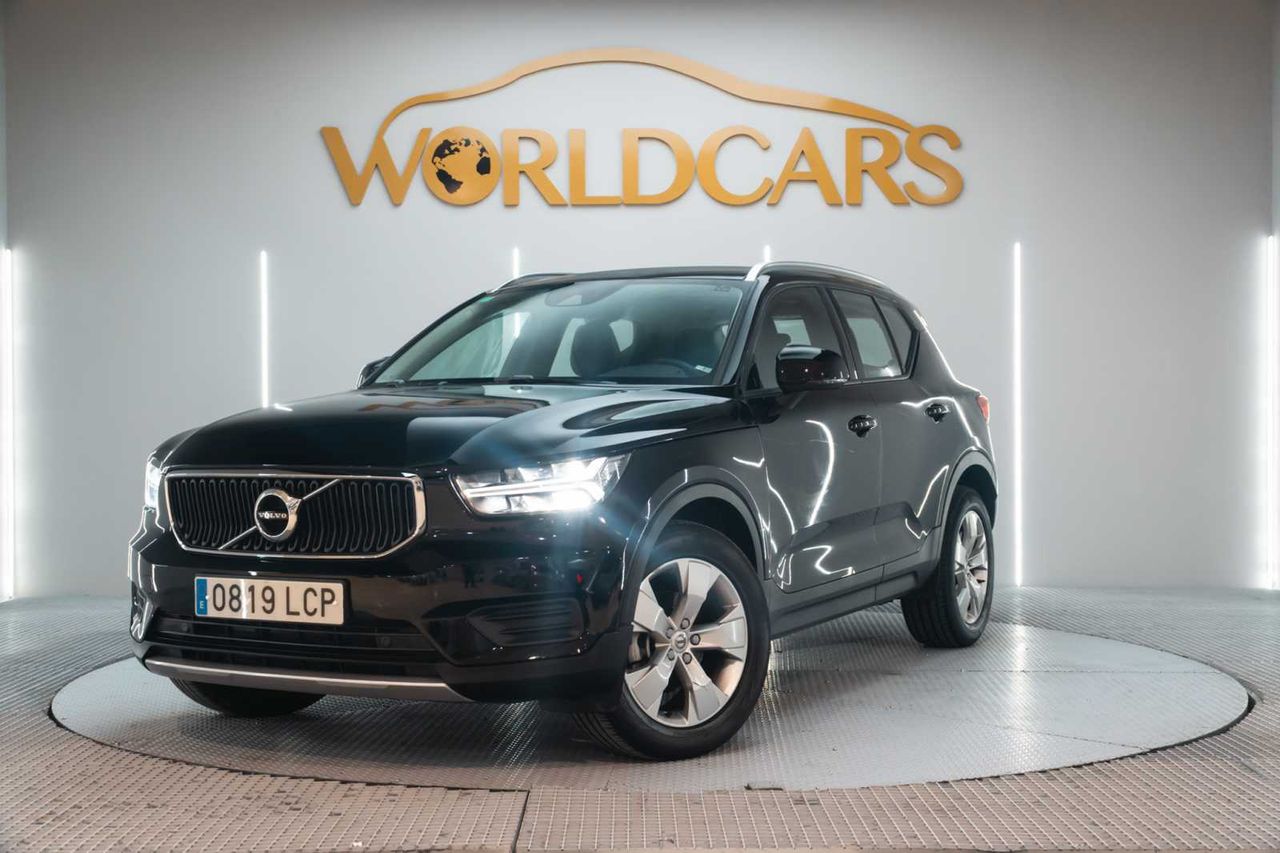 Volvo XC40 2.0 D3 AWD Momentum  - Foto 1