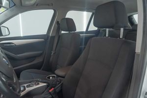 BMW X1 xDrive18d  - Foto 19