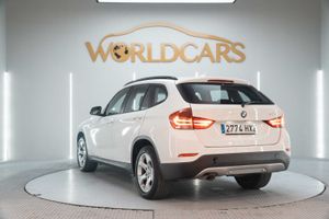 BMW X1 xDrive18d  - Foto 7