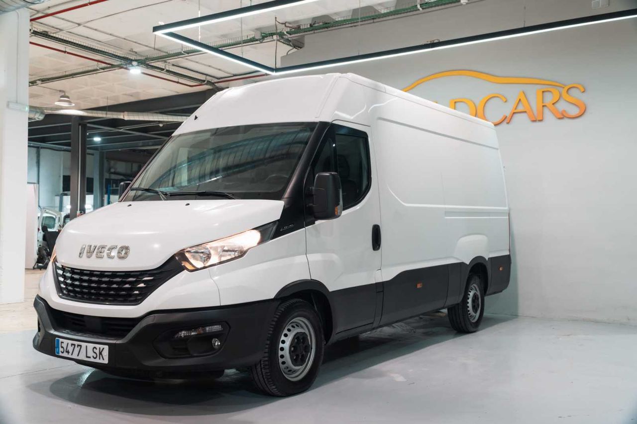 Iveco Daily 2.3 td 35s 14 v 3520l/h2 12 m3  - Foto 1