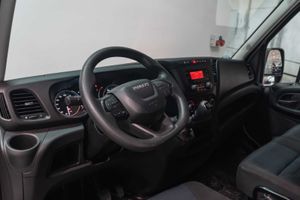 Iveco Daily 2.3 td 35s 14 v 3520l/h2 12 m3  - Foto 20