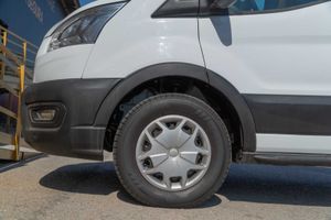 Ford Transit furgón 350 96kw l2h2 van trend fwd mhev  - Foto 14