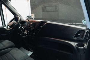 Iveco Daily 2.3 td 35s 16 v 3520l/h2 12 m3  - Foto 16