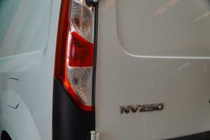 Nissan NV250 2pl 1.5dci 59 kw 80 cv l1h1 comfort  - Foto 9