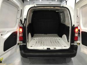 Toyota Proace City 1.5d 75kw 100cv gx l1  - Foto 6