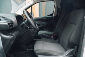 Toyota Proace City 1.5d 75kw 100cv gx l1  - Foto 13