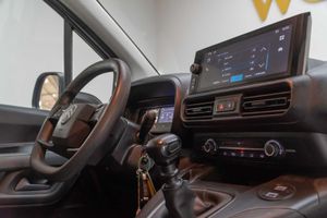 Citroën Berlingo talla m bluehdi 100 s&s you  - Foto 20