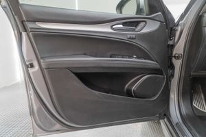 Alfa Romeo Stelvio 2.2 Diésel 140kW (190CV) Sprint+ Q4  - Foto 18