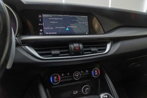 Alfa Romeo Stelvio 2.2 Diésel 140kW (190CV) Sprint+ Q4  - Foto 14