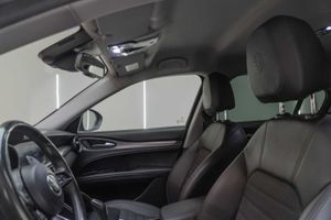 Alfa Romeo Stelvio 2.2 Diésel 140kW (190CV) Sprint+ Q4  - Foto 19