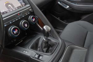 Jaguar E-Pace 2.0D 110kW 4WD  - Foto 14