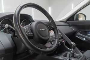Jaguar E-Pace 2.0D 110kW 4WD  - Foto 11