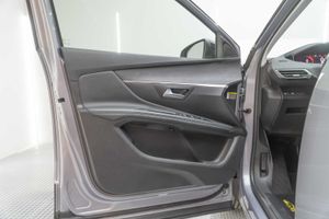 Peugeot 3008 1.5 BlueHDi 96kW (130CV) S&S Allure  - Foto 16