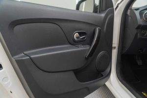 Dacia Sandero Comfort TCe 1.0 74kW (100CV)  - Foto 21