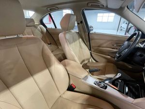 BMW Serie 3 318d - Foto 6