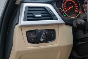 BMW Serie 3 318d - Foto 14