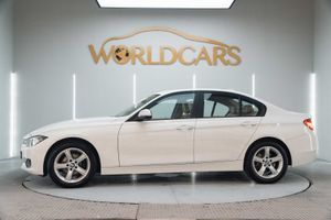 BMW Serie 3 318d - Foto 9