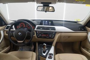 BMW Serie 3 318d - Foto 21