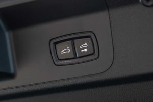 Porsche Panamera 4 E-Hybrid - Foto 8