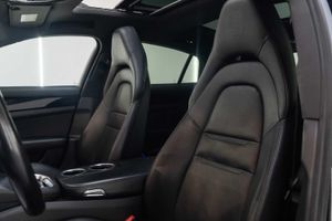 Porsche Panamera 4 E-Hybrid - Foto 17