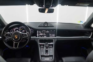 Porsche Panamera 4 E-Hybrid - Foto 23