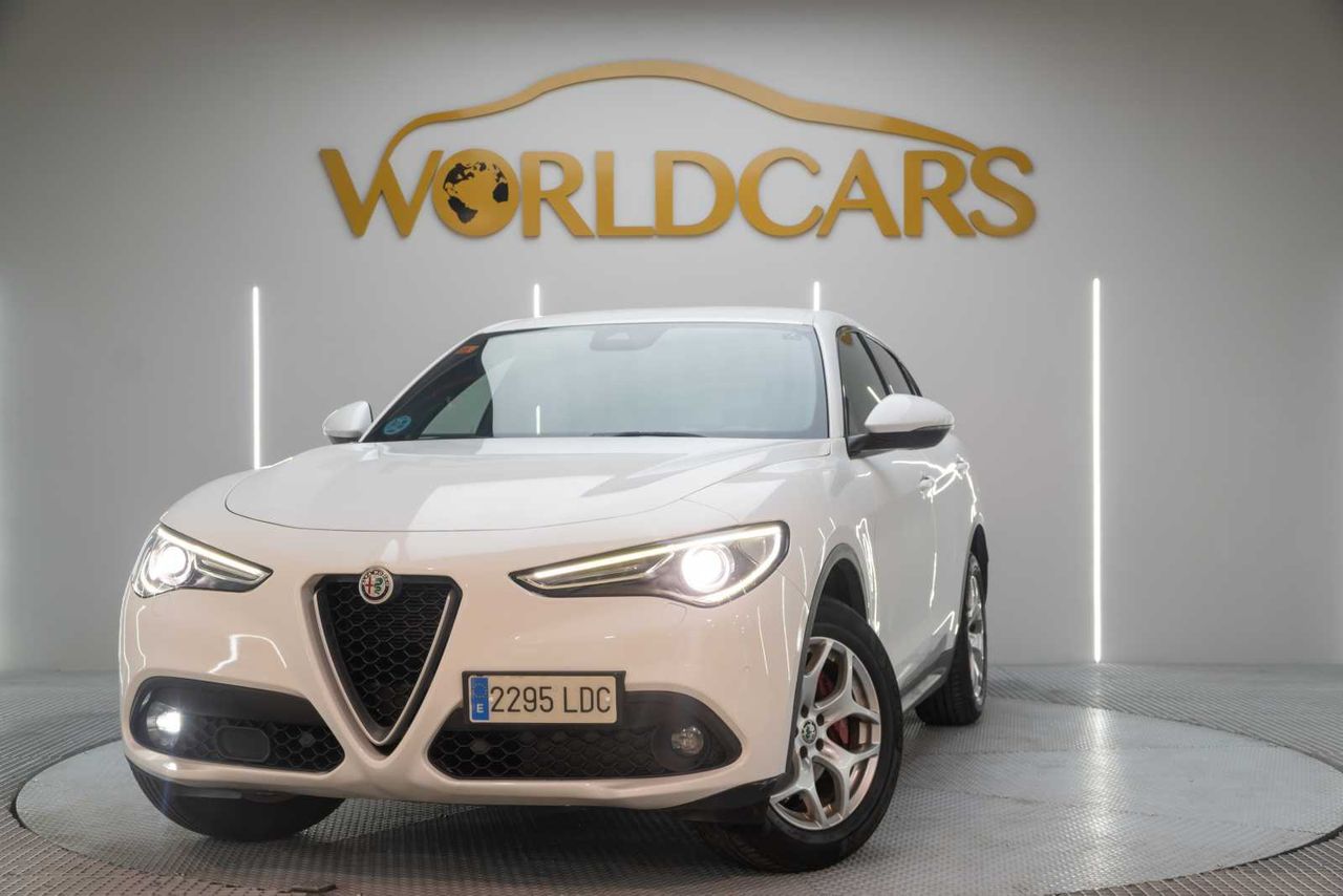 Alfa Romeo Stelvio 2.2 Diésel 154kW (210CV) Executive Q4  - Foto 1