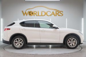 Alfa Romeo Stelvio 2.2 Diésel 154kW (210CV) Executive Q4  - Foto 4